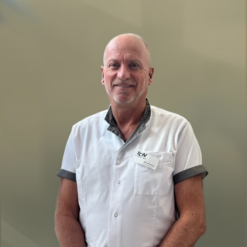 Michael, eigenaar bij Tandheelkundig Centrum Nederland, lachend