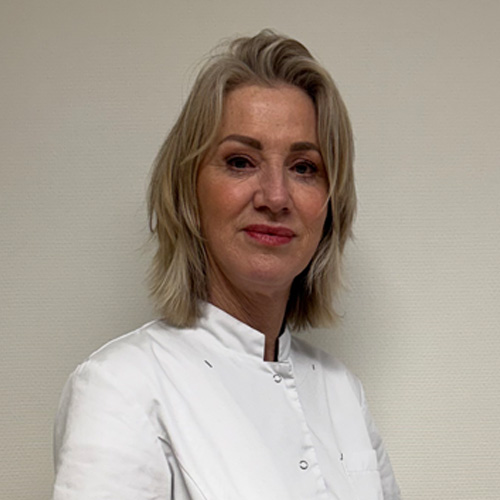 Jolanda, werkzaam bij Tandheelkundig Centrum Nederland, lachend