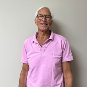 Hans Pieter, werkzaam bij Tandheelkundig Centrum Nederland, lachend