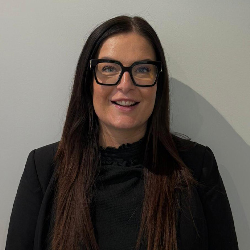 Eva, werkzaam bij Tandheelkundig Centrum Nederland, lachend