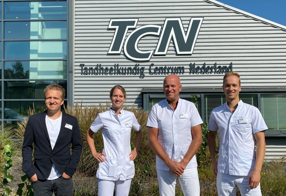 Team van TCN lachend tezamen