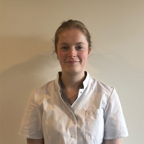 Kayleigh Kalf Kayleigh Kalf tandartsassistente